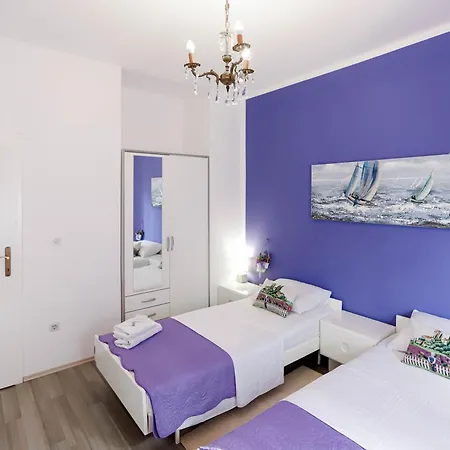 Daire Lavender Rooms&apartment Hvar